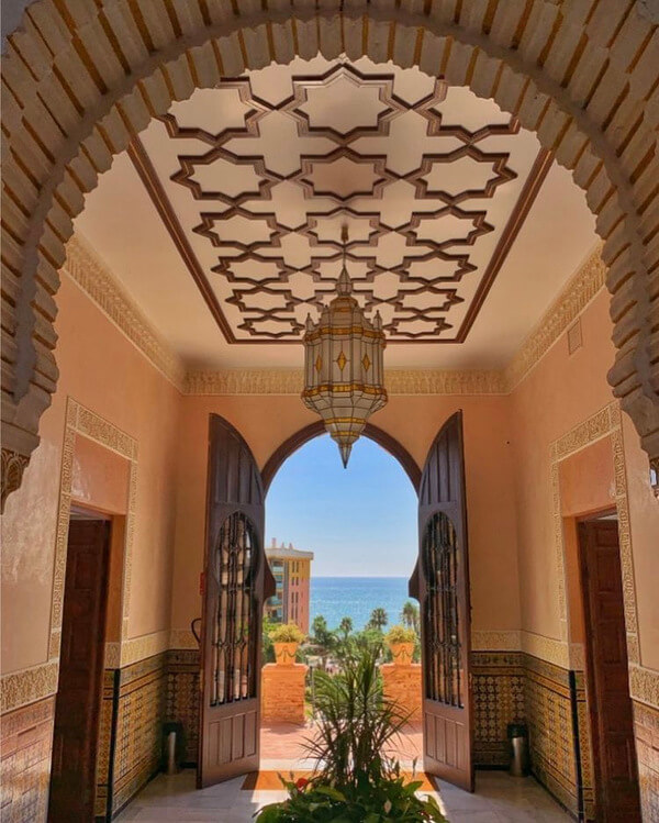 La casa de los Navajas, una casa frente al mar que deberías visitar