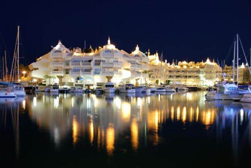 Descubre Puerto Marina